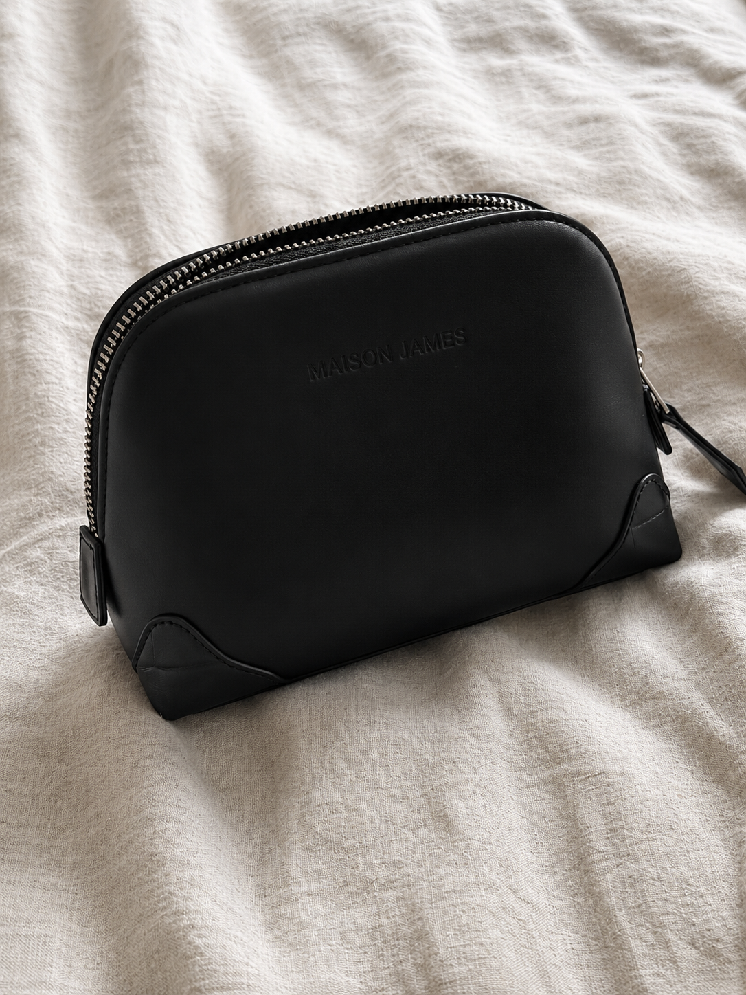 The Pouch Noir